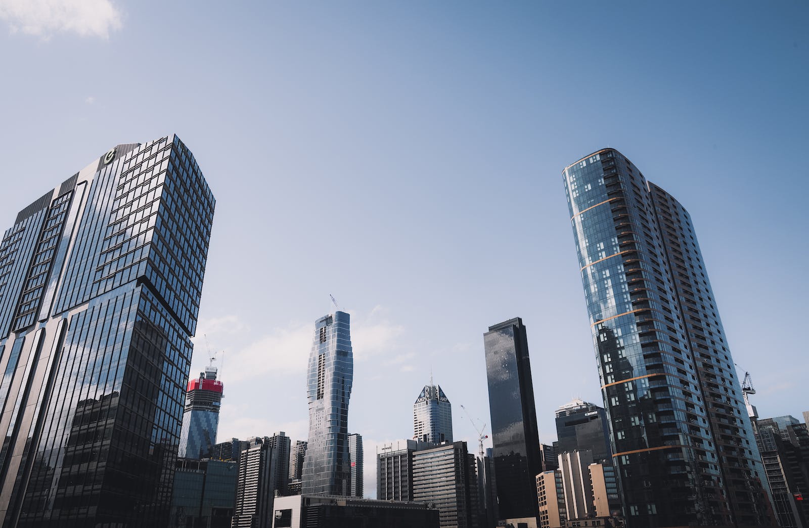Taking the Leap: How to Transition to Living and Working Abroad in Australia