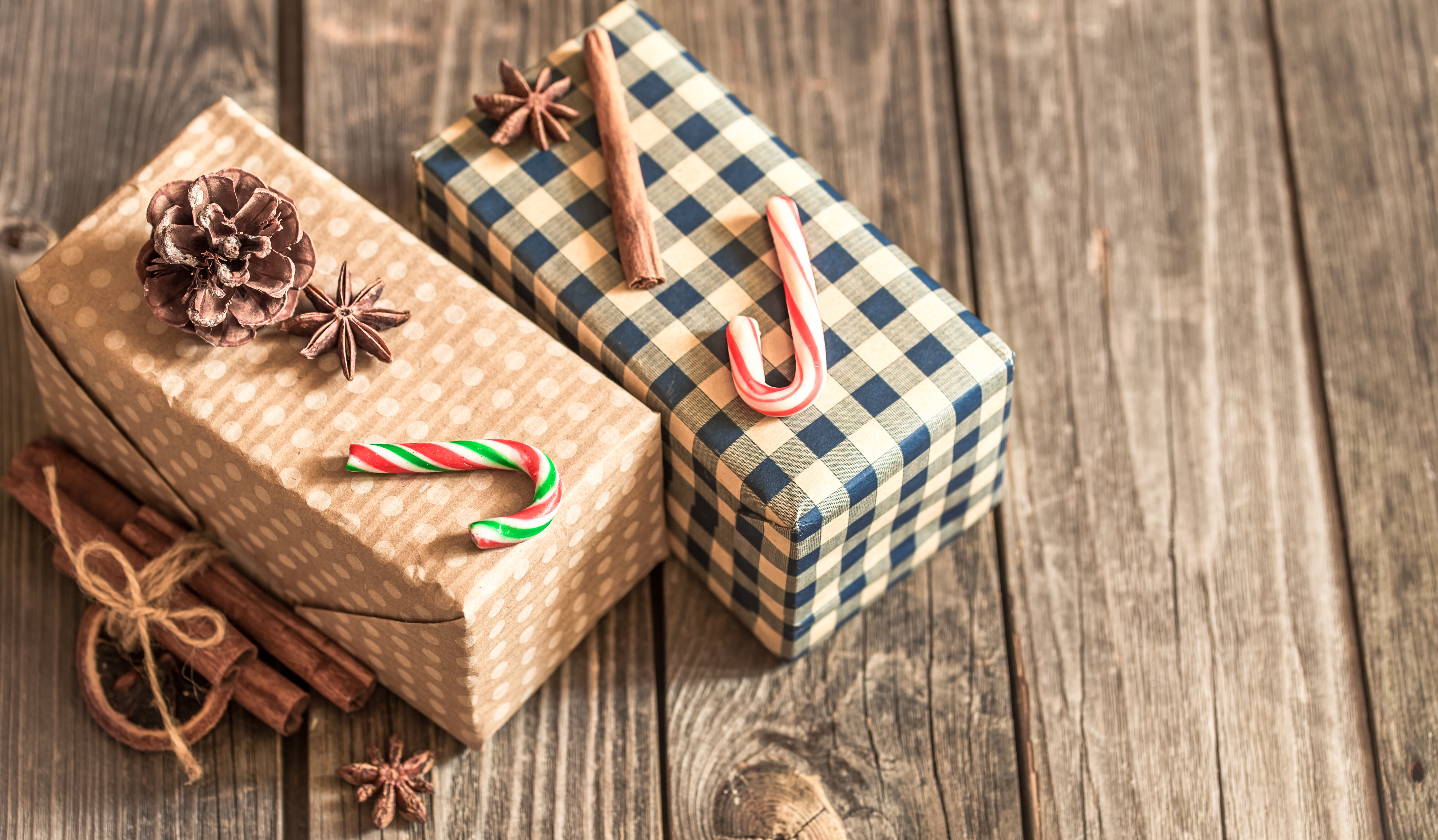 Ideas for Charming Wooden Gift Boxes