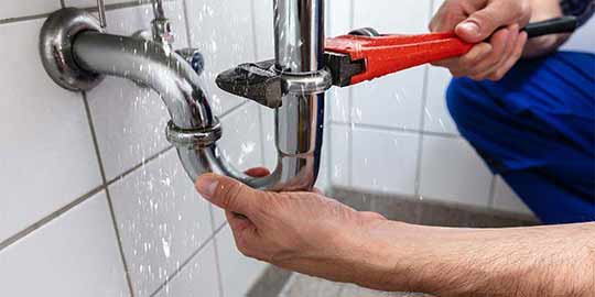 Should You Call a Plumber for Your Noisy Pipes? 