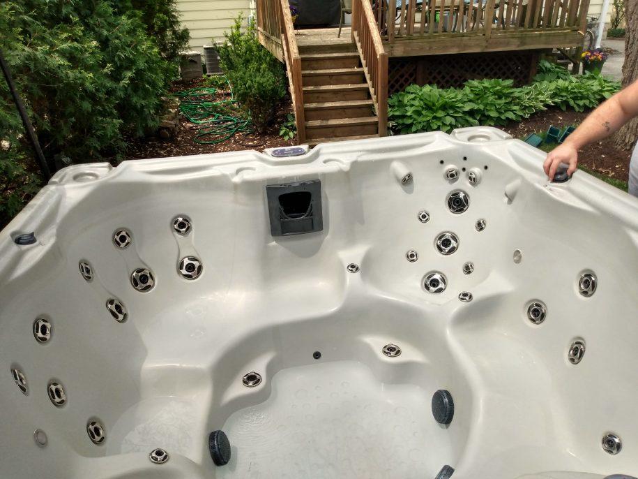 Essential Factors to Consider when Choosing a Hot Tub Moving Service
