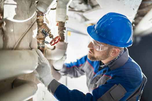 Understanding the Role of Commercial Plumbers in Ensuring Workplace Safety