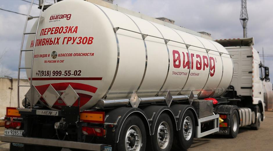 Why Should You Use a Dangerous Goods Transport Service?