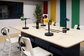 The Best Podcast Studios in Dallas and How to Choose the Ideal One for Your Needs