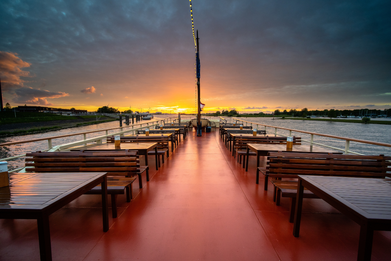 Create Your Best Jensen Beach Getaway with an Amazing Waterfront Dining Scene
