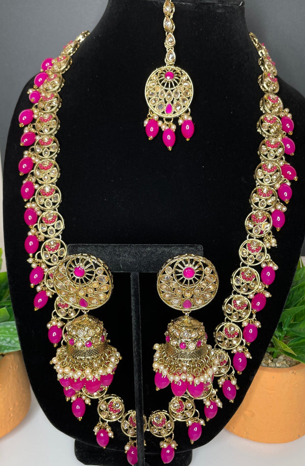 From Runway to Real Life: Gold Choker Necklace Trends for 2024