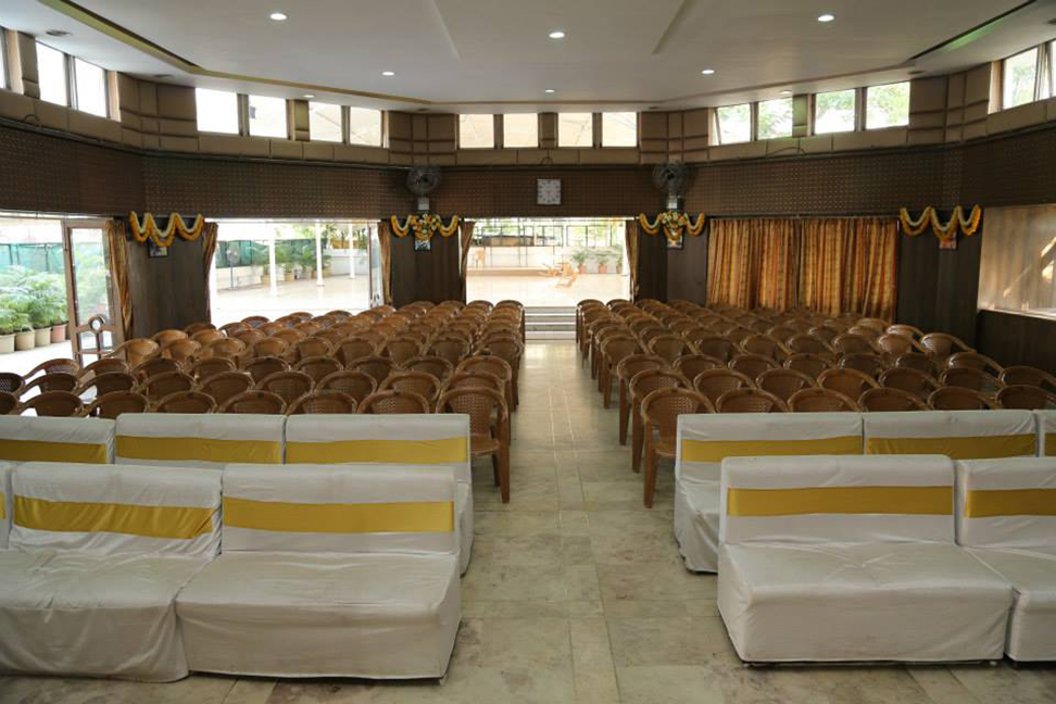 Hotel Marigold Banquets & Conventions | Banquet Hall | Venue | Bavdhan | Pune | BaitheBaithe - Bavdhan
