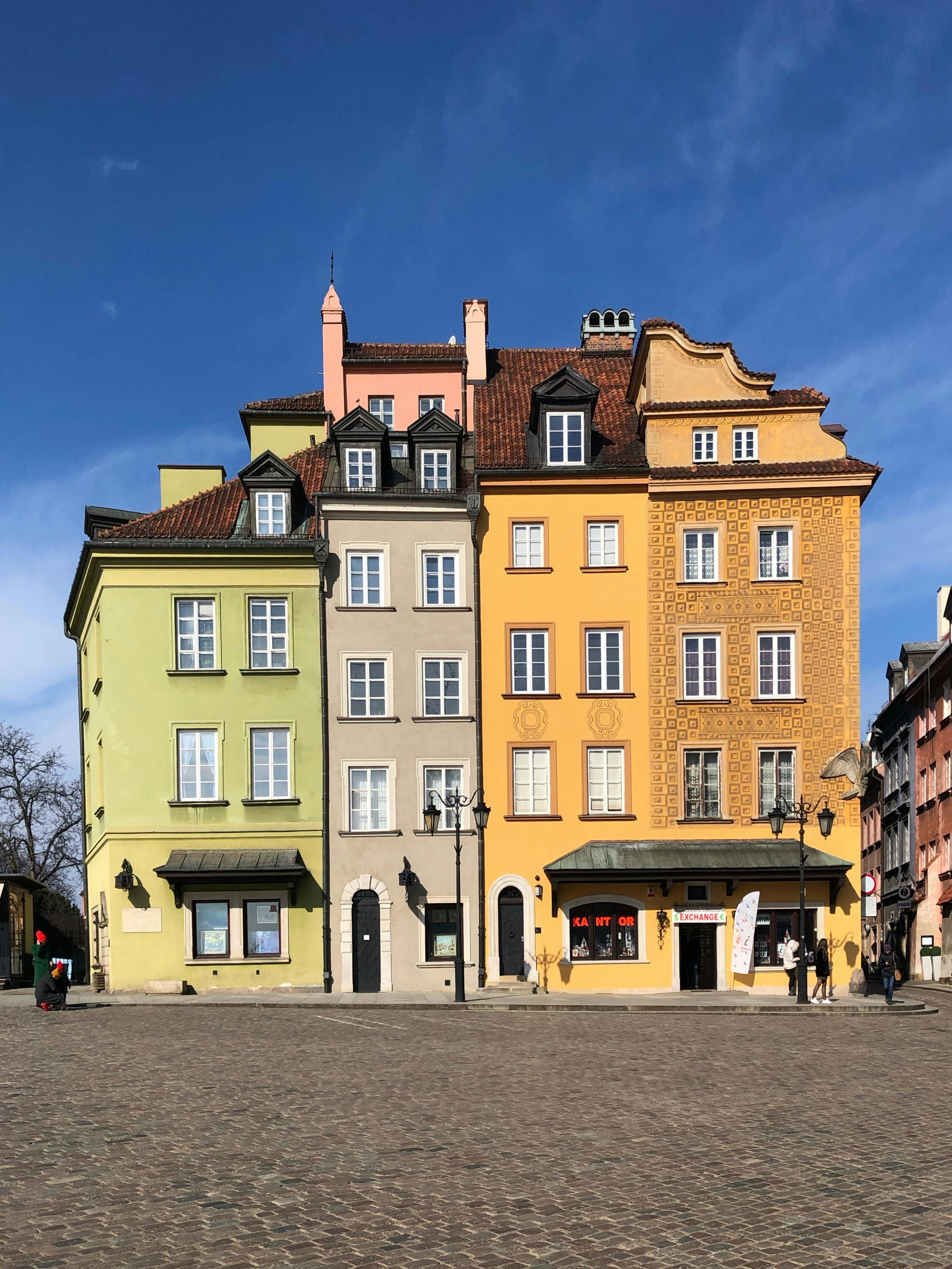 Factors to Consider While Choosing the Best Banks in Poland for Your Business