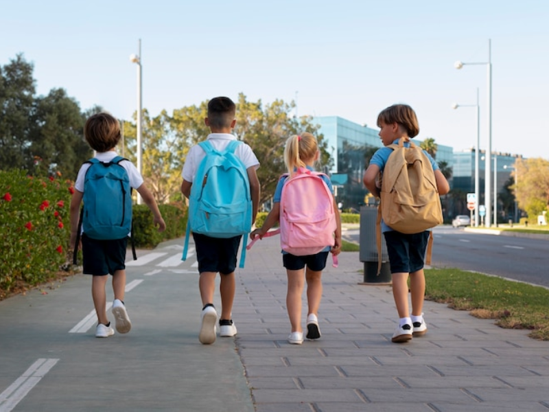 5 Tips to Plan a Beach Safety Excursion for Kids