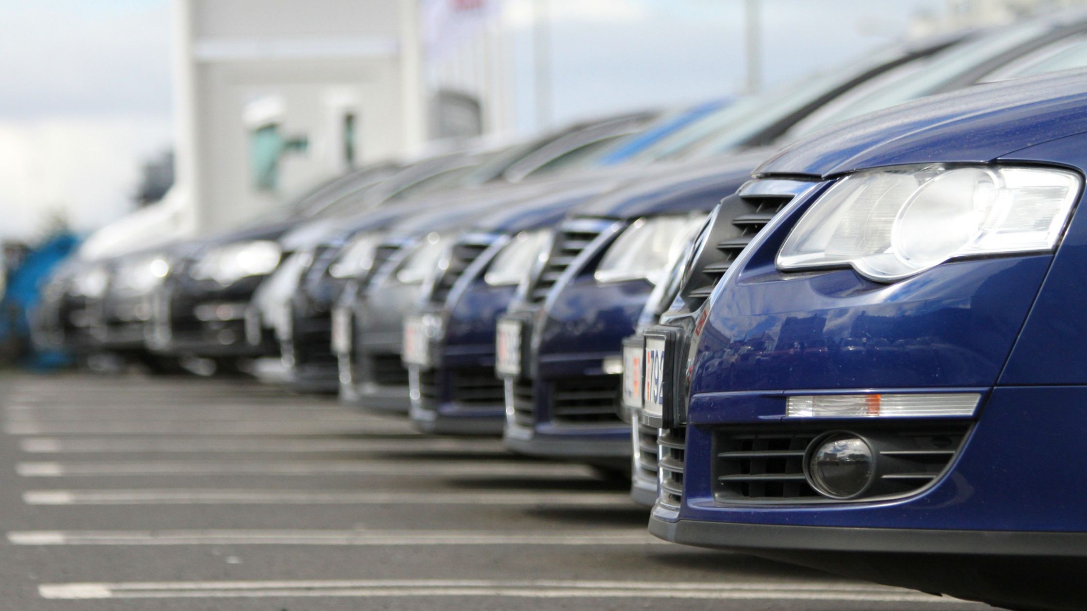 The Ultimate Guide to Buying Used Cars: Get the Best Deals!