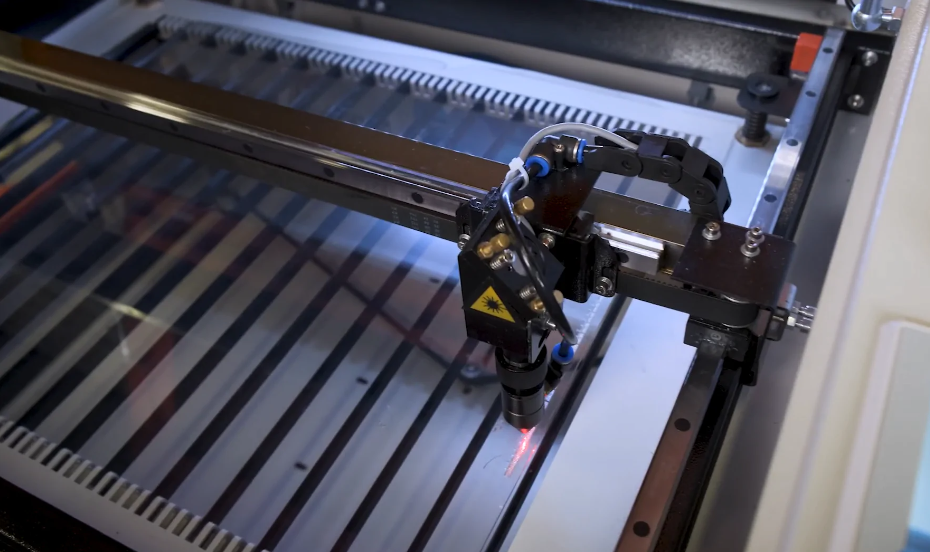 How to choose a laser engraving machine?