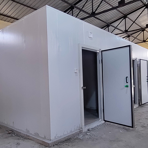 How do Cold Room Door Manufacturers ensure the durability and strength of their products? 