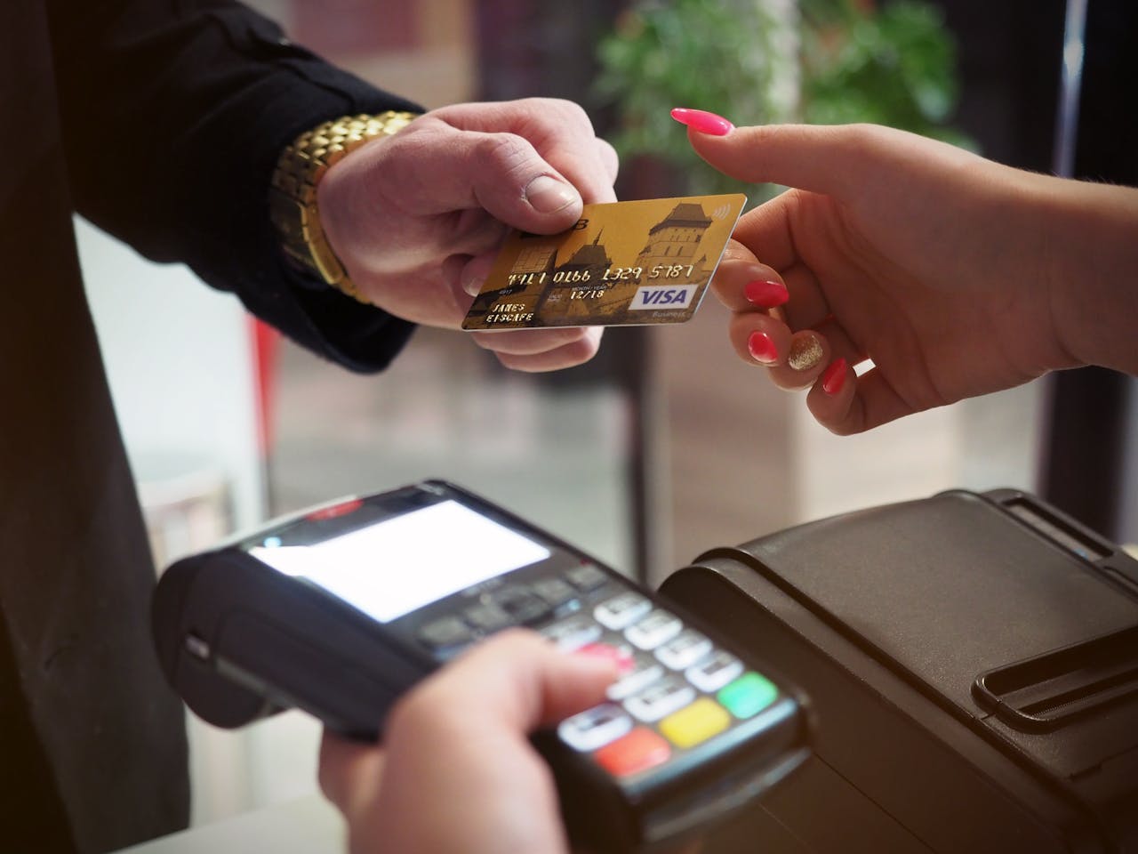 What Role Do Telematics and Fleet Cards Play in Data Privacy for Fleet Fueling?
