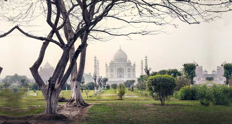 The Ultimate Guide to Must-See Attractions and Hidden Gems in Agra