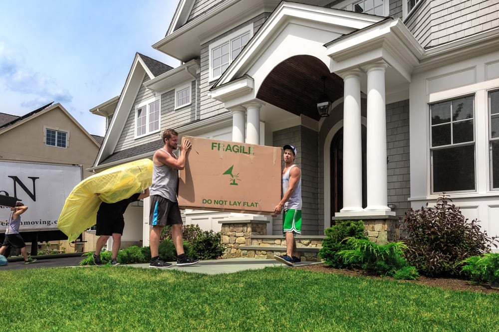 Movers Boston to NYC makes you’re moving smooth