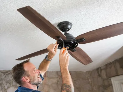 5 Reasons Why You Should Get Professional Help for Ceiling Fan Installation