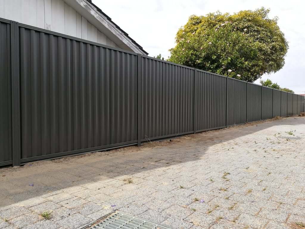 Five Benefits of Colorbond Fencing