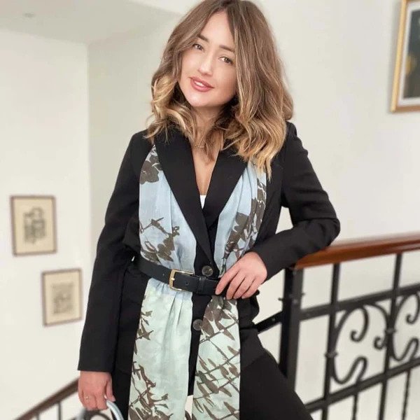 Essential Things to Consider Before Buying Scarves
