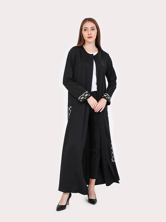 What Do You Wear Under an Abaya