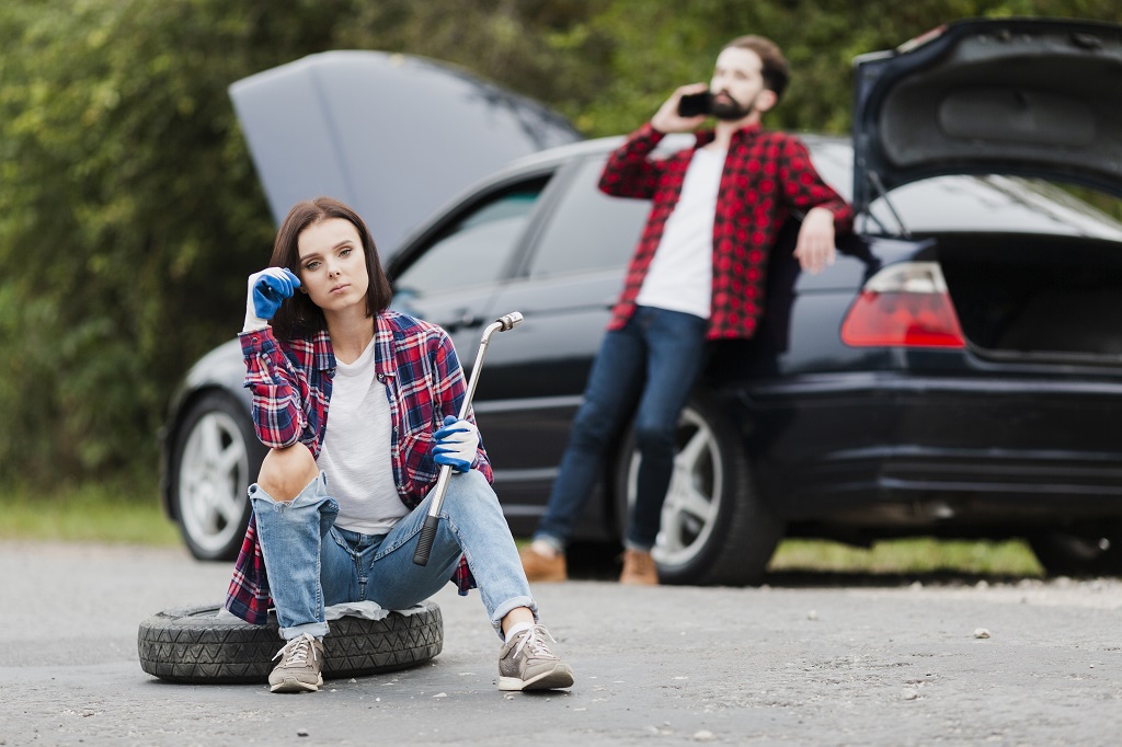 Things to Keep in Mind When Waiting for Emergency Roadside Assistance Services