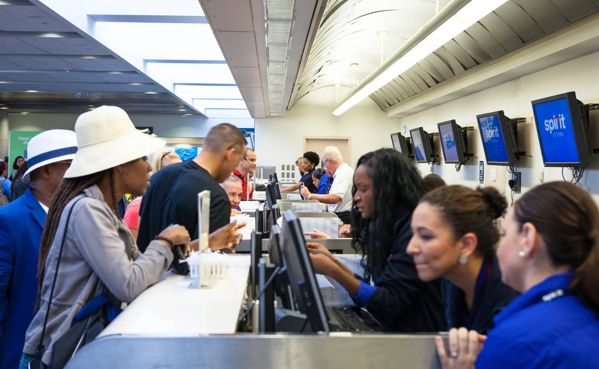 How do I get a full refund from Spirit?