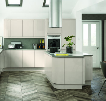 Discover Modern Handleless Kitchen Designs: Transform Your Kitchen with the Best Kitchens Suppliers in Midlands