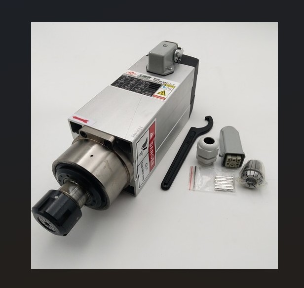 Distinction Between the Servo Engine and Spindle Motor: