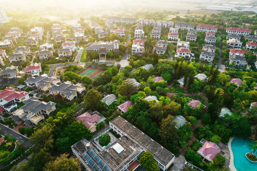 Tips to Avoid Being Scammed While Buying a Plot