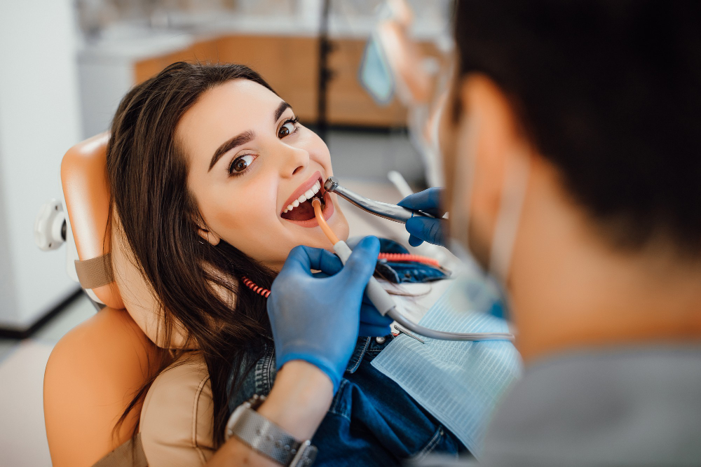 Teeth Whitening in Hockley | Emergency Dentist Near Me