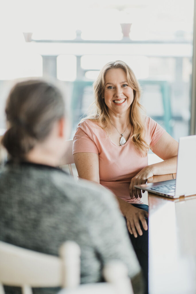 Perks Of Opting For Counselling And Therapy