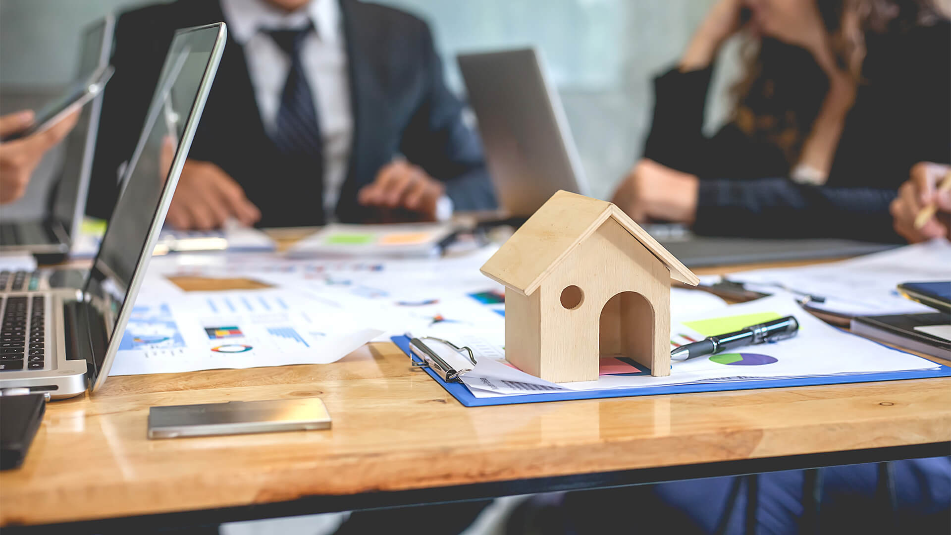 Continuing Education for Real Estate Agents: The Key to Staying Ahead in a Dynamic Industry