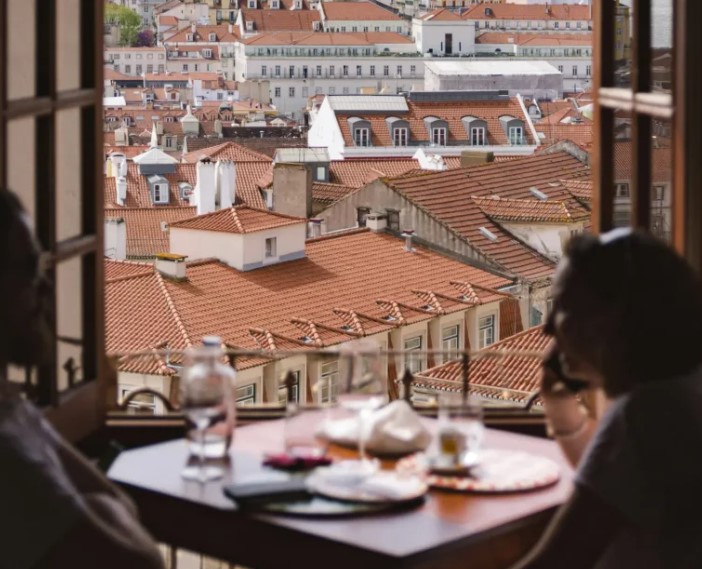 Portugal Digital Nomad Visa vs D7 Visa Key Differences