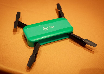 This kind of selfie drone can easily fit in your pocket