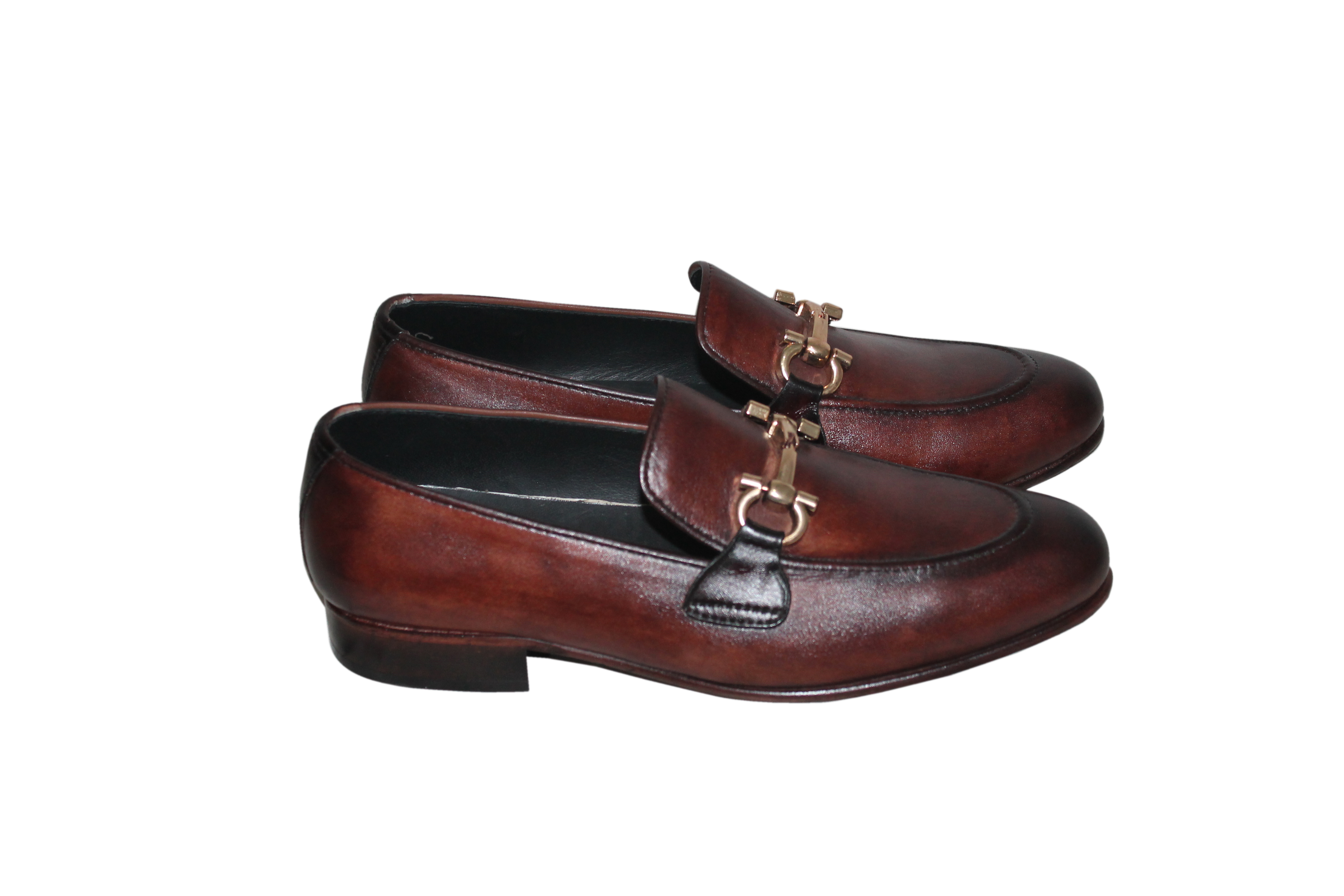 branded and varied shoes for man
