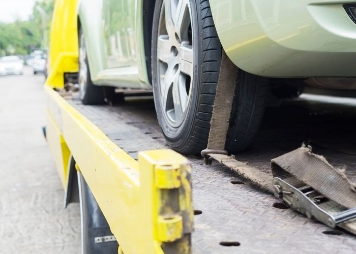 A Detailed Guide on 5 Most Common Types of Tow Trucks and Their Usage