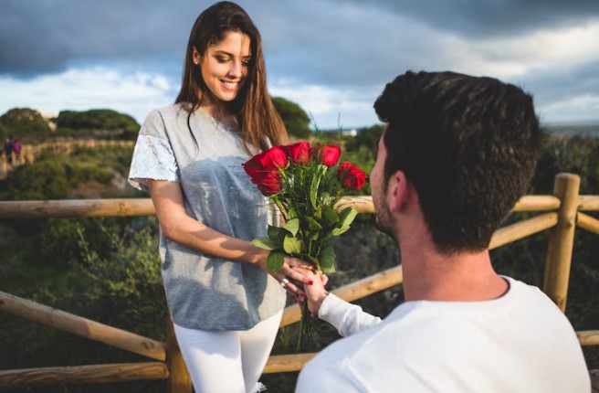 Give Your Girlfriend Flowers to Express Your Love