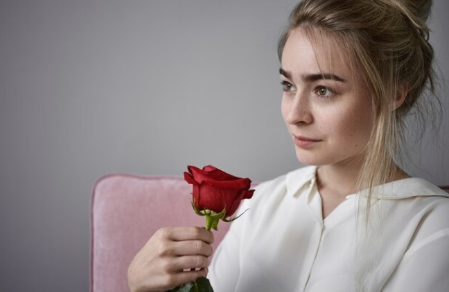 Send Roses on International Women's Day