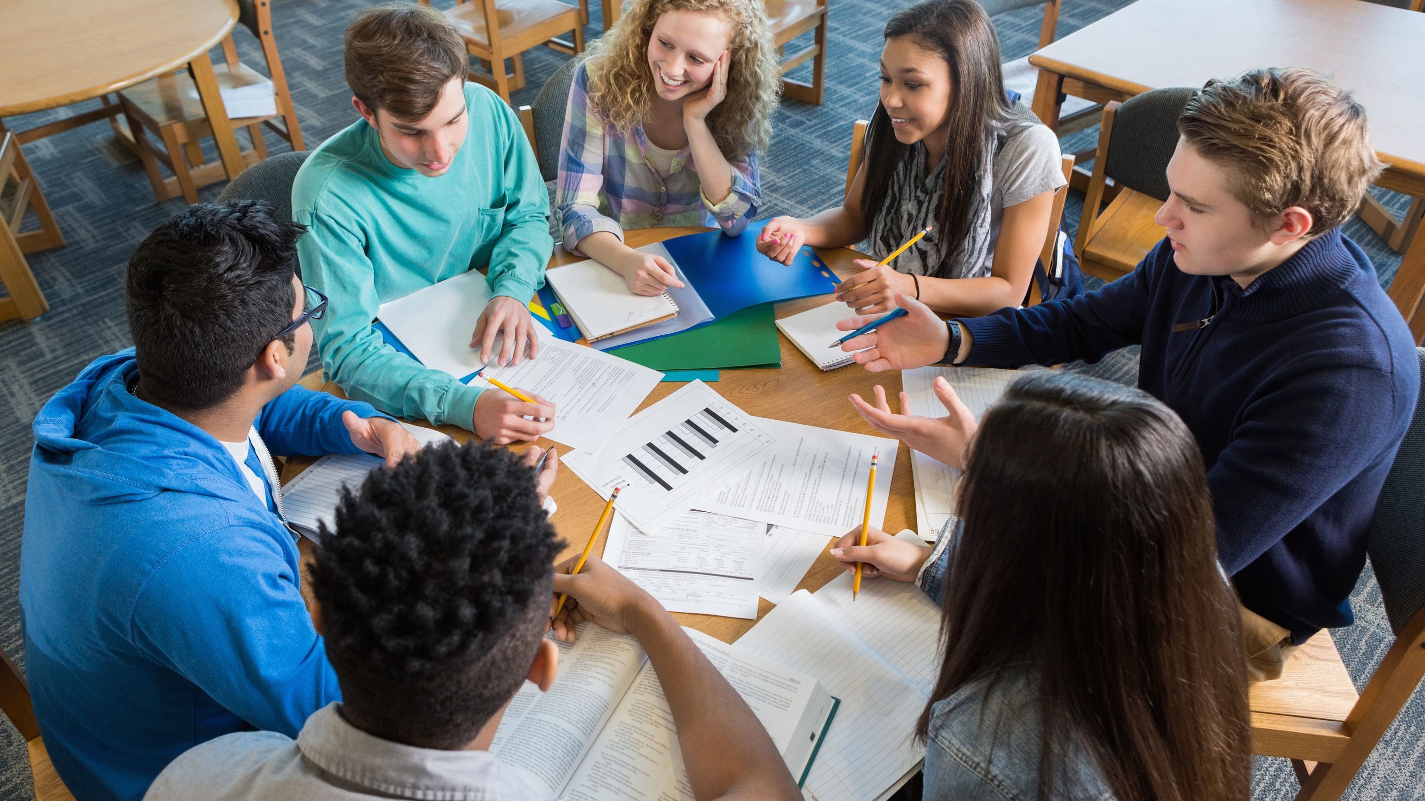 How GCSE Tutoring from Fine Tutors Can Help Your Child Succeed