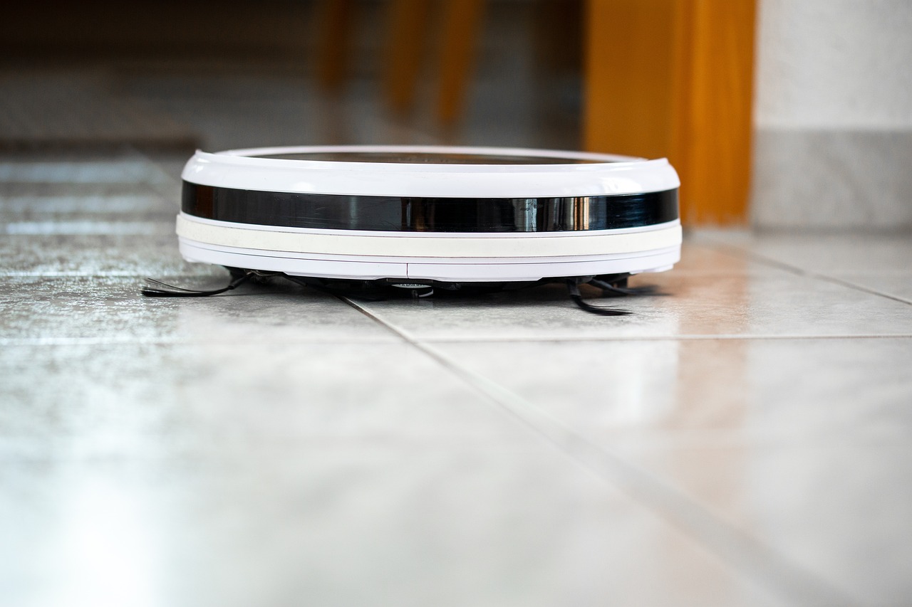 Robotic Vacuum Cleaners Market Size, Share Analysis, Top Players, And Forecast To 2033