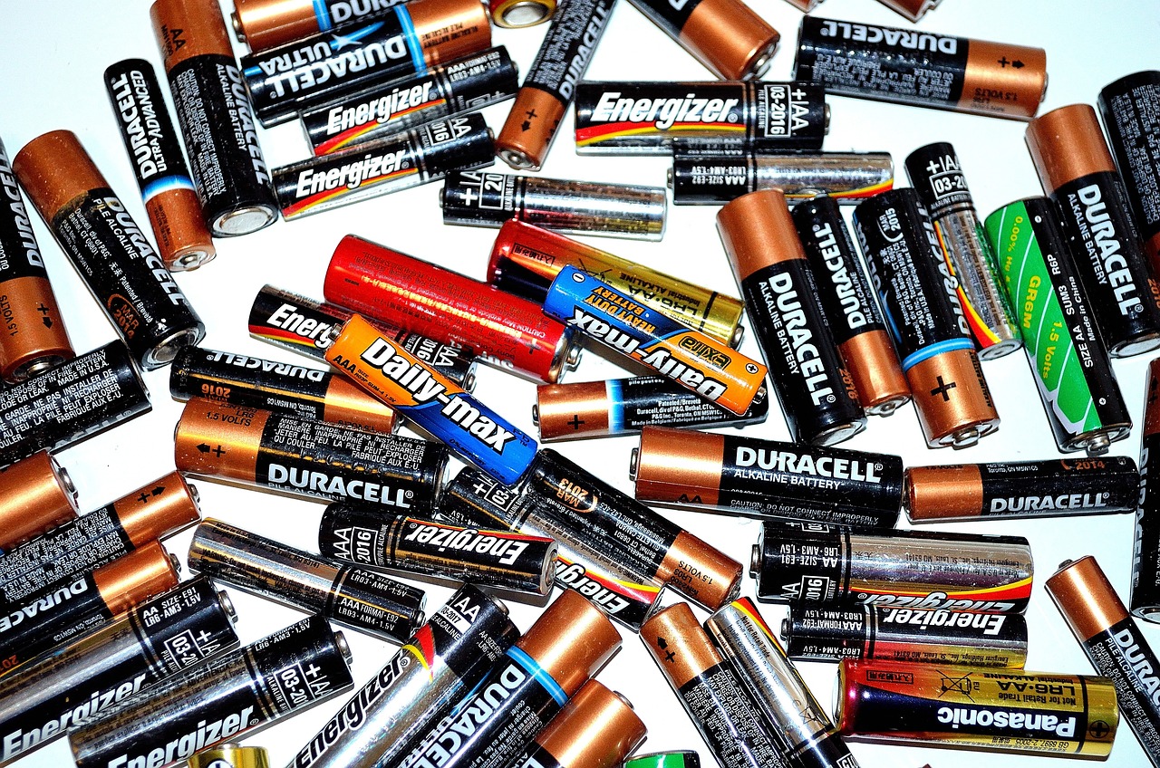 Lead Acid Batteries Market Key Trends, Future Scope And Global Forecast 2024-2033