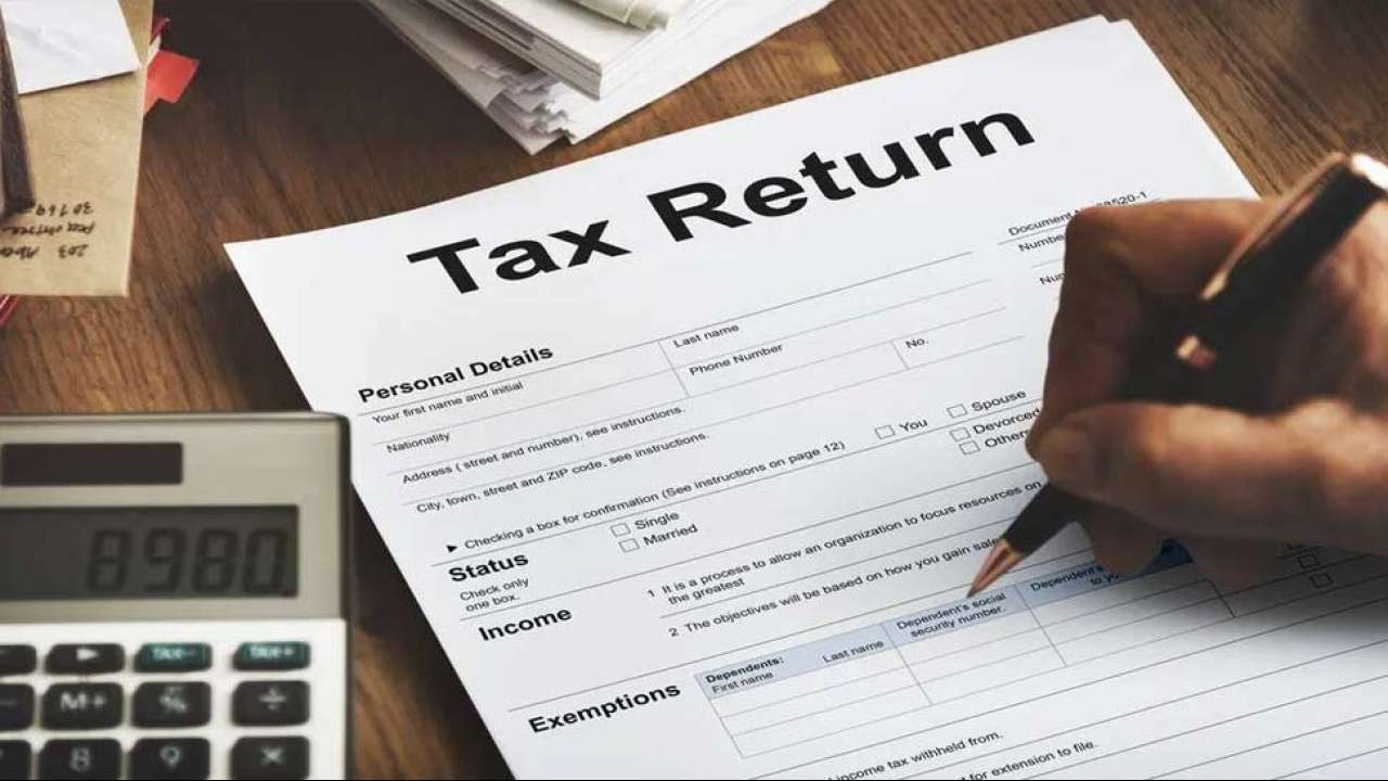 Tax File Procedure for Couple in Canada