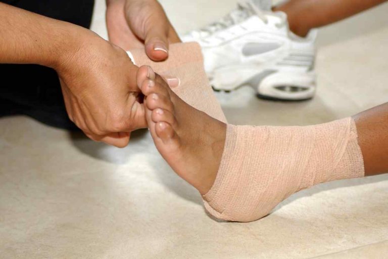 Advanced Ankle Pain Treatments in Dubai by Dr. Bijan Valiollahi