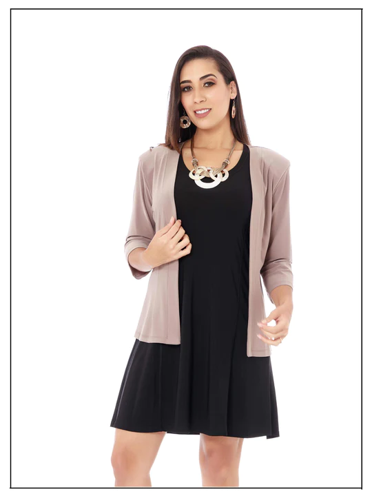 Affordable and Fashionable: The Benefits of Wholesale Plus Size Women's Clothing