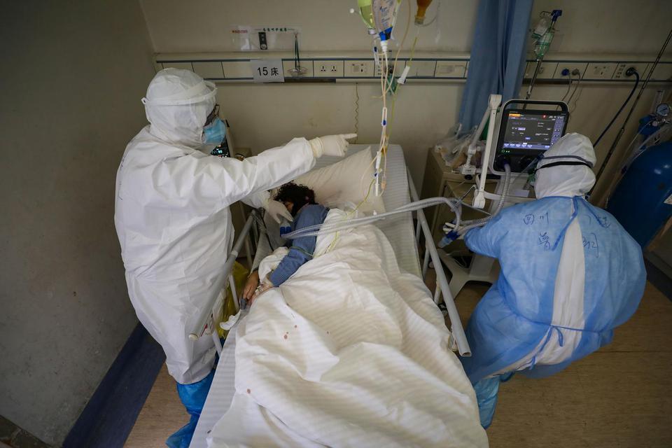 Cases of the Virus Corona in the U.S. Exceeded China, 1 Ventilator for 2 Patients
