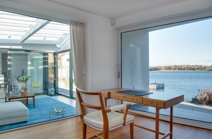 Do You Prefer Horizontal or Vertical Sliding Windows?