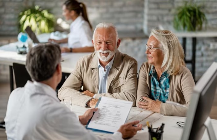 How to Buy a House and Get Insurance in 8 Easy Steps