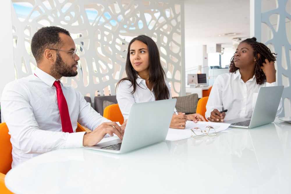 "Key Factors to Consider Before Starting a Business in Kuwait"