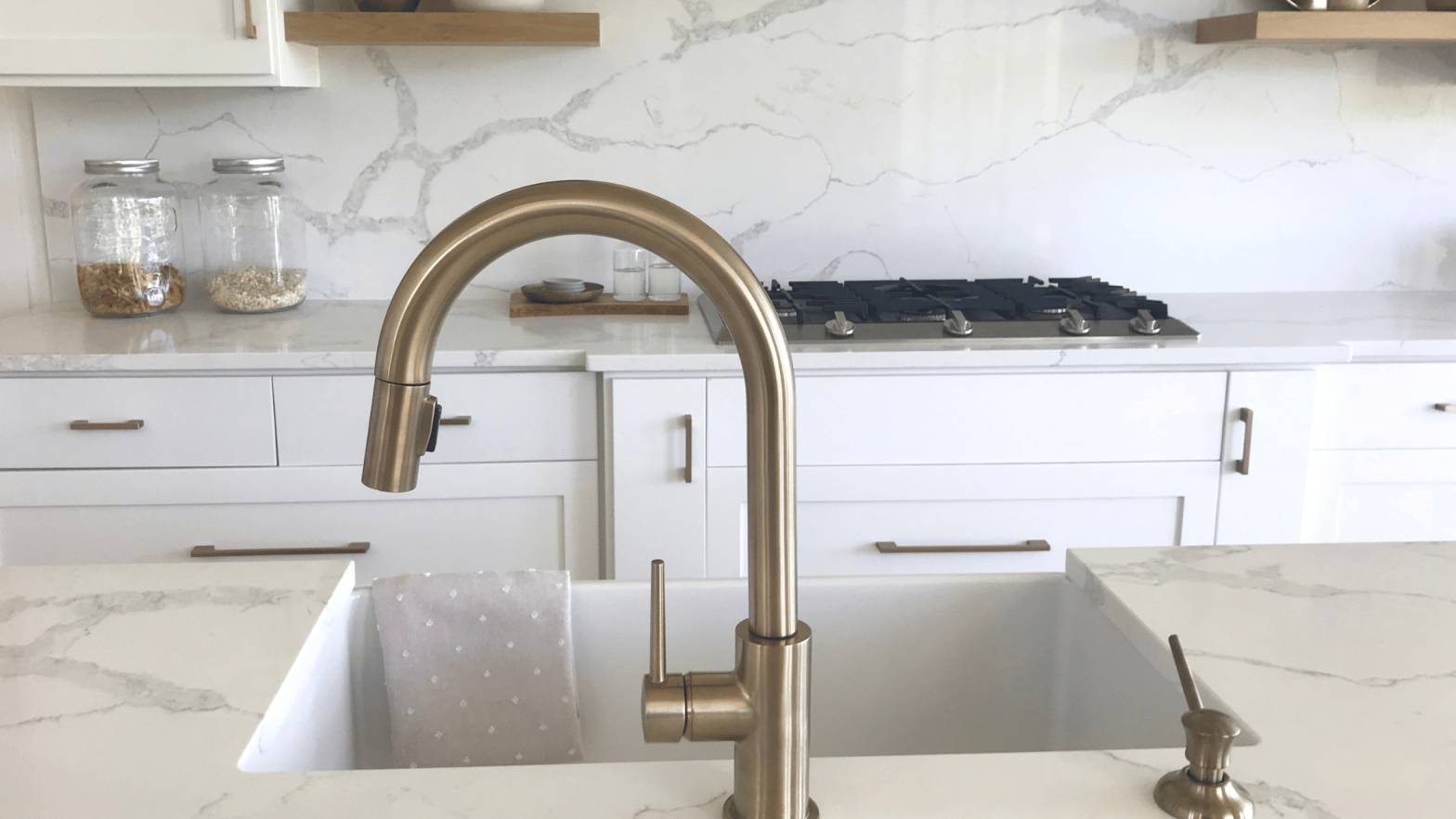 10 Advantages of Quartz Countertops Over Granite