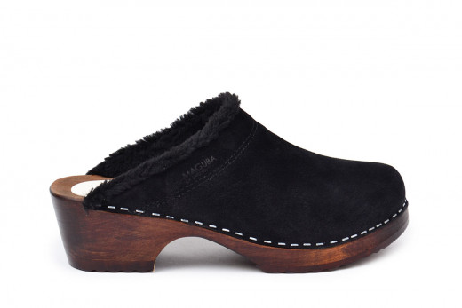 Reasons Why You Need To Invest in Leather Swedish Clogs for Women
