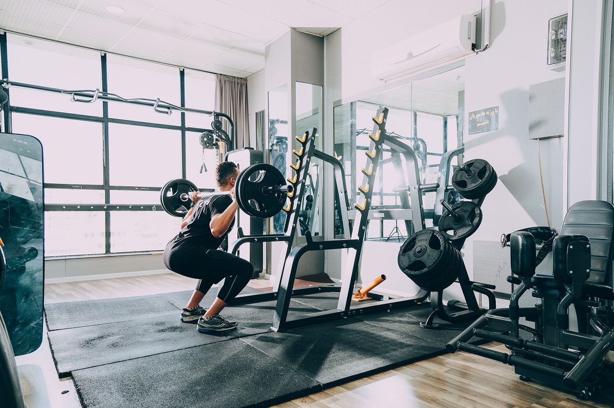 Light In Fitness: Professional weight machines and Fitness equipment