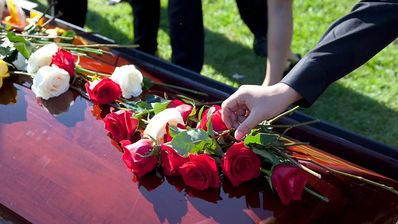 Honoring Your Loved One with Personalized Funeral Services